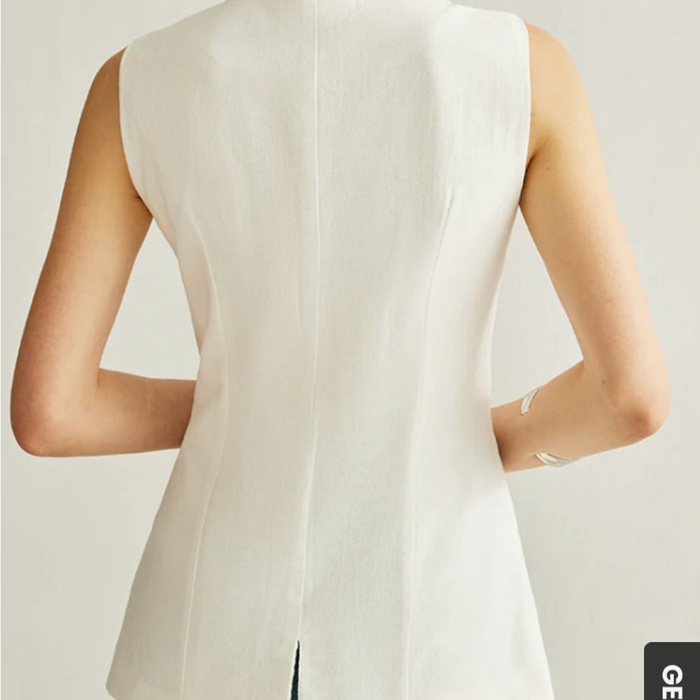 NWT Commense White Button Detail Sleeveless Vest L - Picture 3 of 9